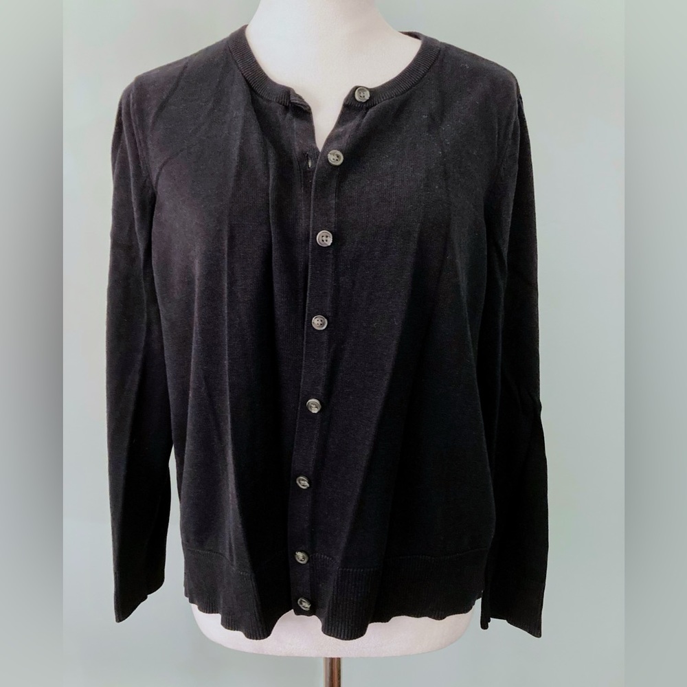 CROFT AND BARROW Long Sleeve Button Front Classic Black Cardigan